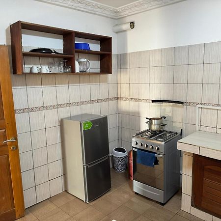 Appartements Modernes, Wifi, Tv - Yaounde, Omnisports Zewnętrze zdjęcie