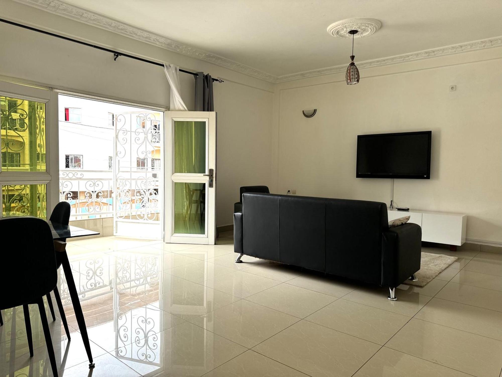 Appartements Modernes, Wifi, Tv - Yaounde, Omnisports Zewnętrze zdjęcie