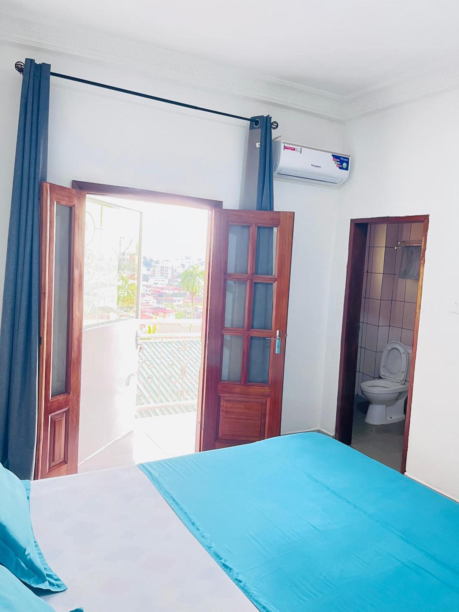 Appartements Modernes, Wifi, Tv - Yaounde, Omnisports Zewnętrze zdjęcie