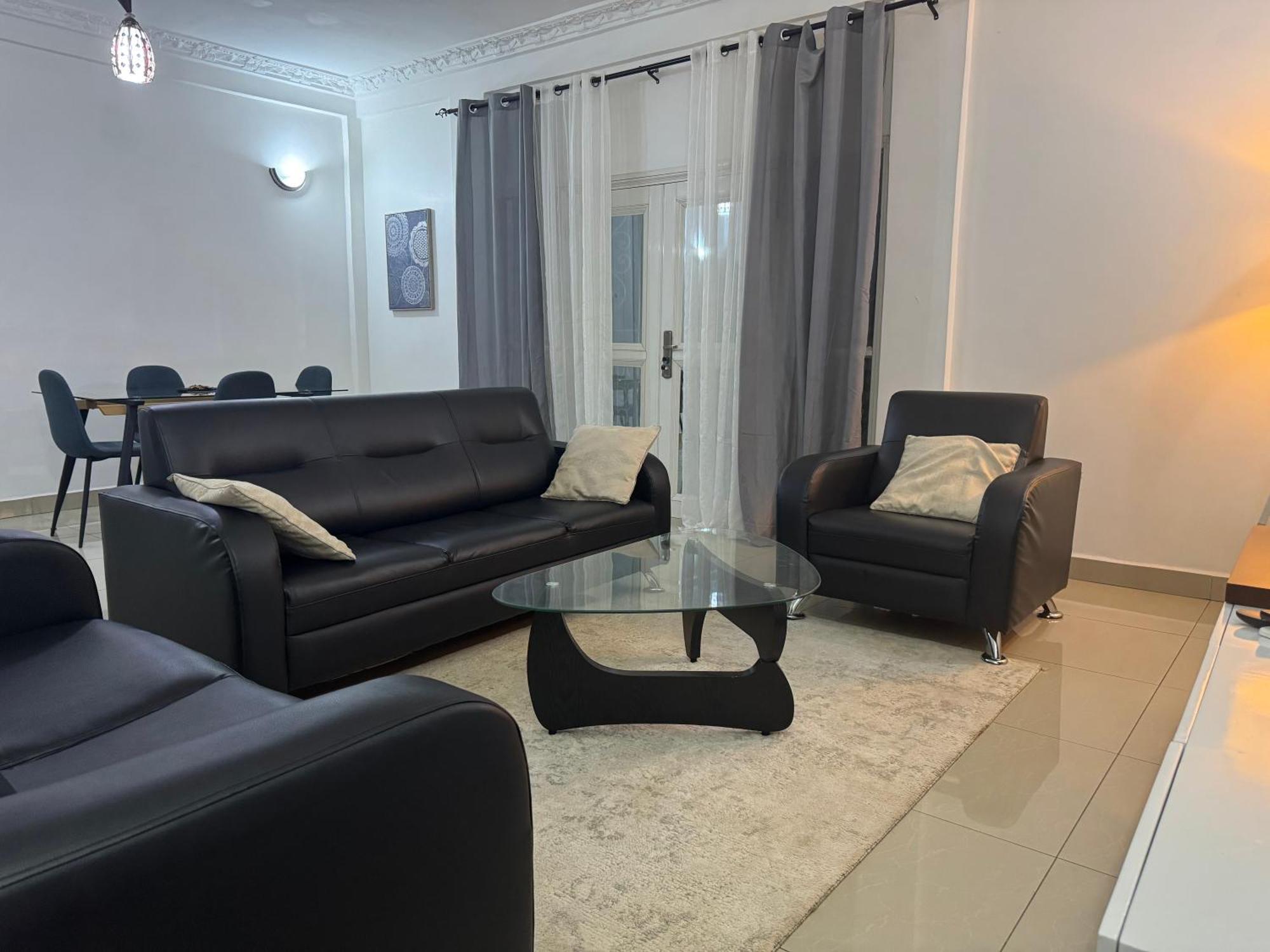Appartements Modernes, Wifi, Tv - Yaounde, Omnisports Zewnętrze zdjęcie